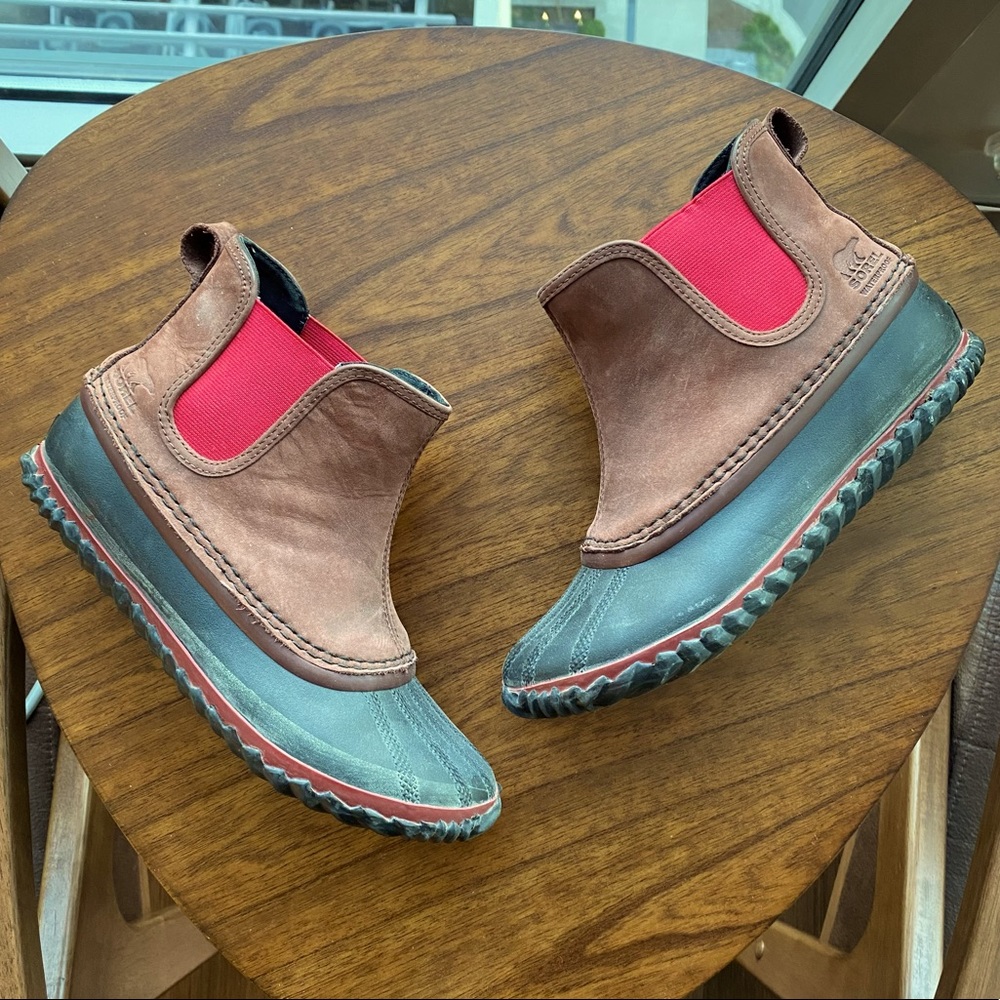 Sorel Out N About Waterproof Leather Chelsea Boot Size 8.5